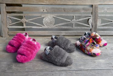 即日～1月末/短期募集！UGG®(アグ)＠池袋/東武＊アパレル販売員