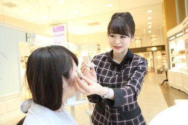 正社員！POWDER PALETTE(パウダーパレット)＠横須賀/モアーズシティ＊アイブロウリスト