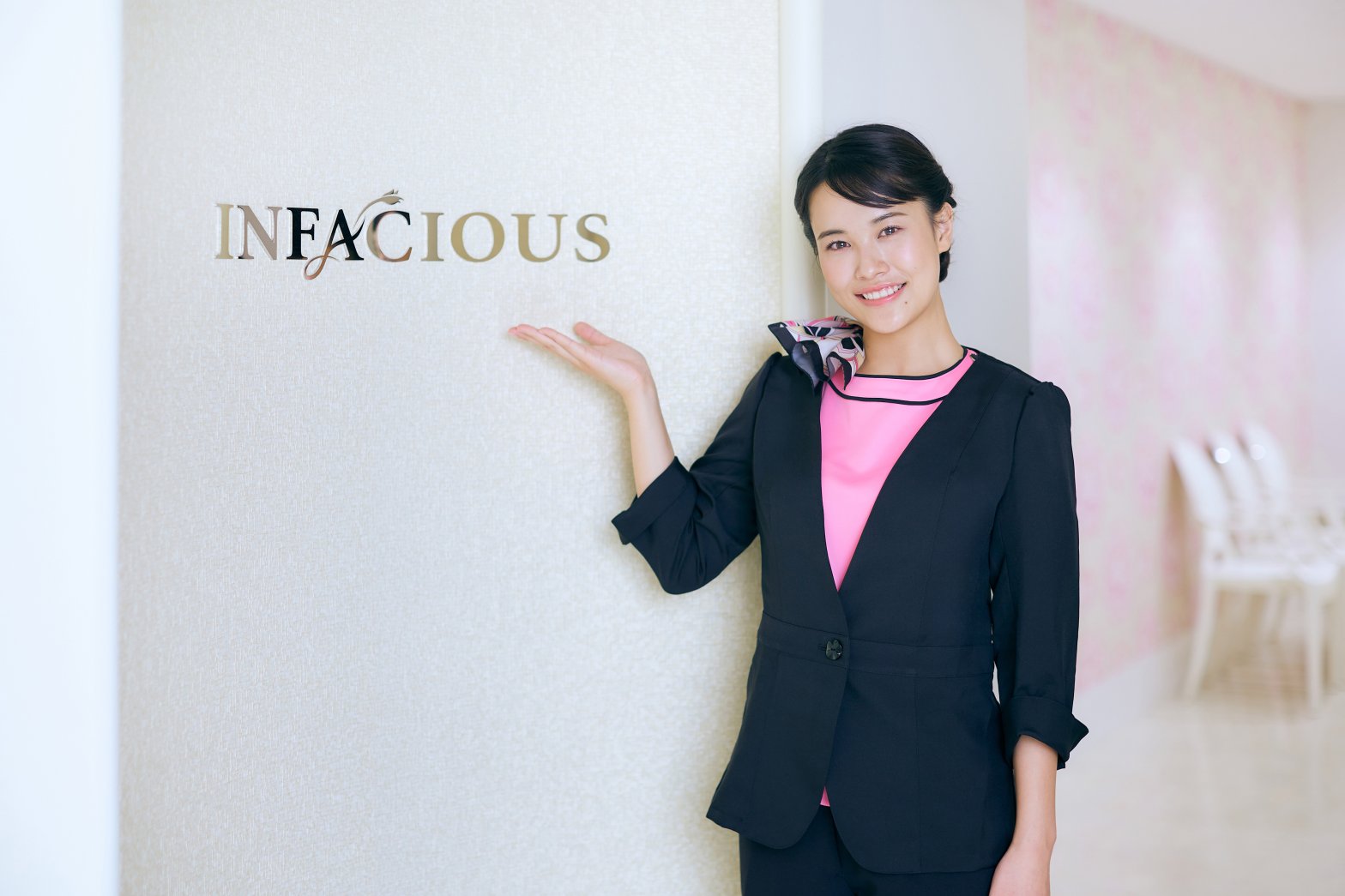 infacious　インフェイシャス　まつげ　アイブロウリスト　サロン　求人