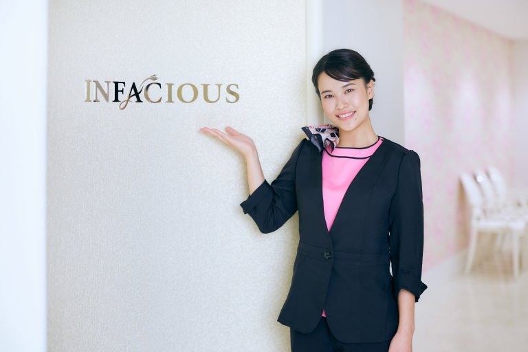 正社員！INFACIOUS(インフェイシャス)＠新宿/伊勢丹＊アイブロウリスト