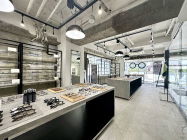 正社員!Oh My Glasses(オーマイグラス)@銀座*サングラスの販売員